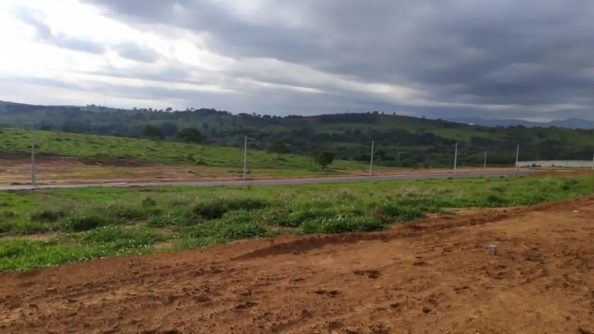 Foto 2 de Terreno / Lote à venda, 250m2 em Jardim Marlene Miranda, Taubate - SP