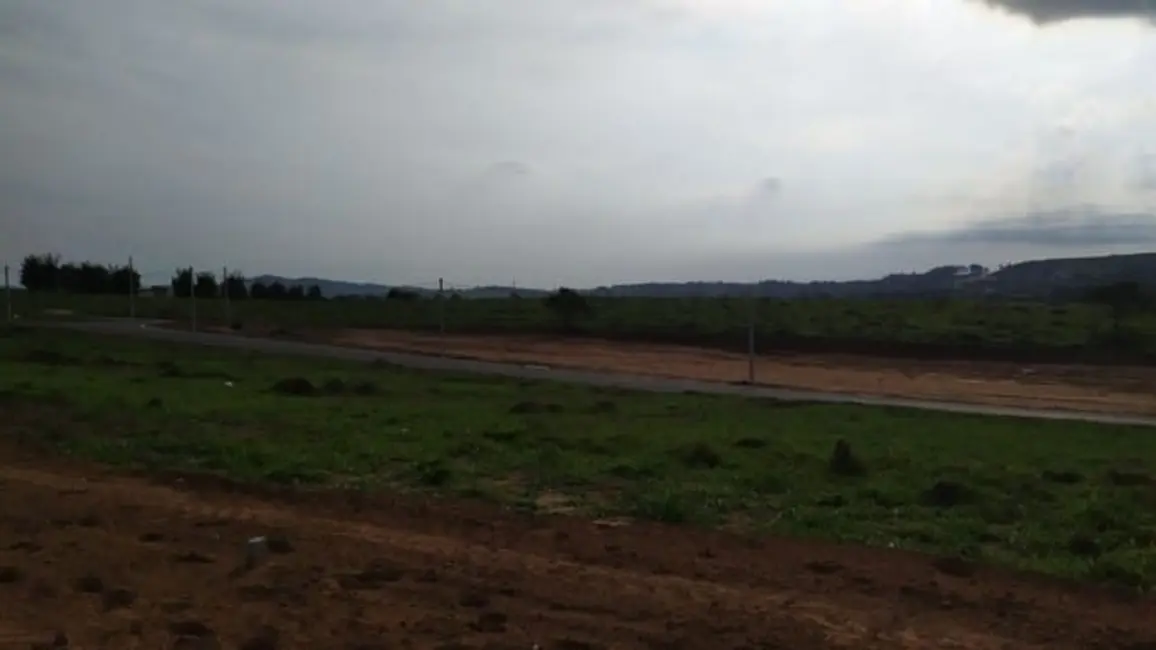 Foto 4 de Terreno / Lote à venda, 250m2 em Jardim Marlene Miranda, Taubate - SP