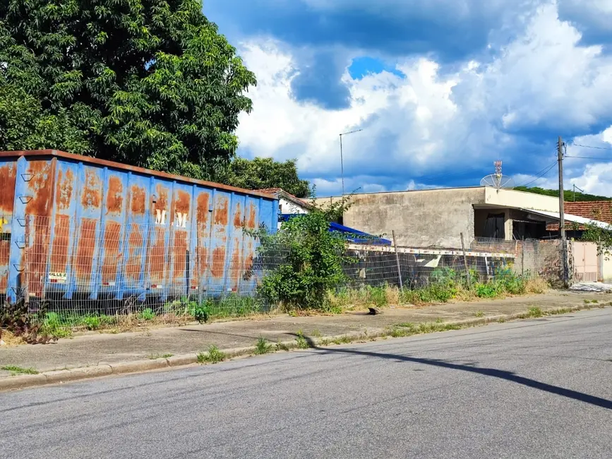 Foto 1 de Terreno / Lote à venda e para alugar, 325m2 em Cidade Nova, Pindamonhangaba - SP