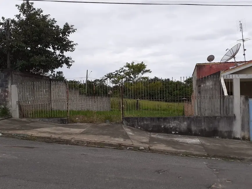 Foto 1 de Terreno / Lote à venda, 250m2 em Pindamonhangaba - SP