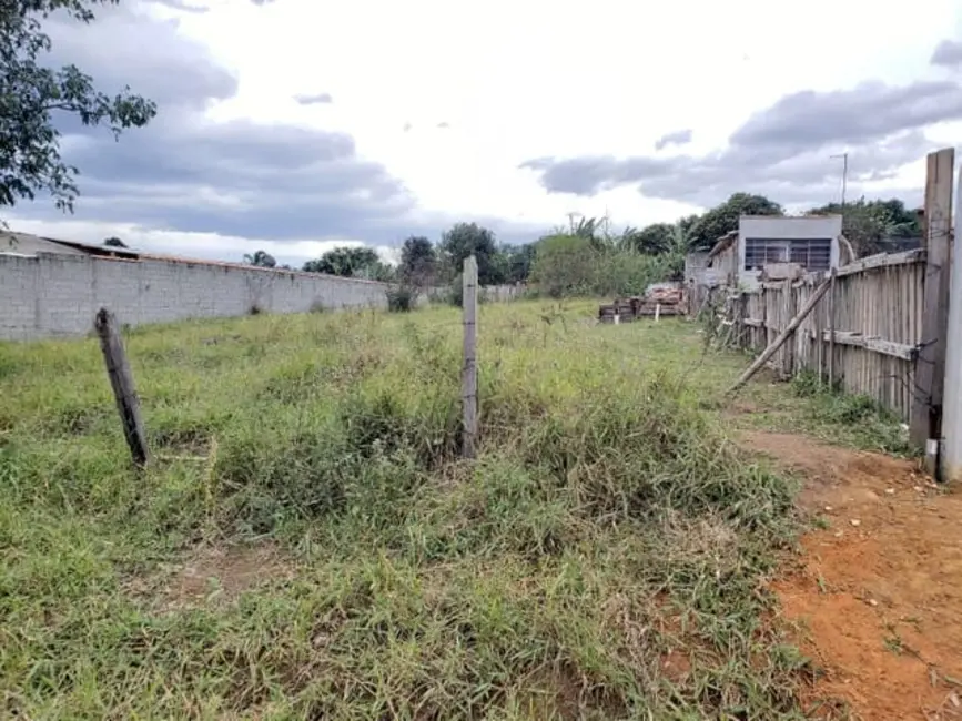 Foto 2 de Terreno / Lote à venda, 500m2 em Pindamonhangaba - SP