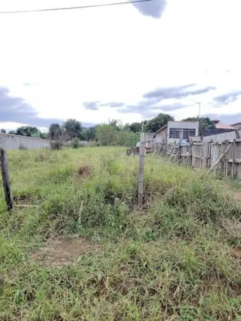 Foto 3 de Terreno / Lote à venda, 500m2 em Pindamonhangaba - SP