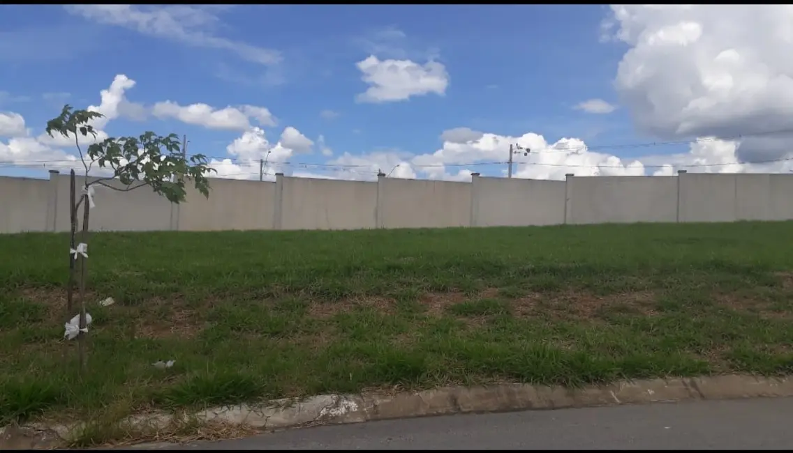 Foto 1 de Lote de Condomínio à venda, 360m2 em Taubate - SP