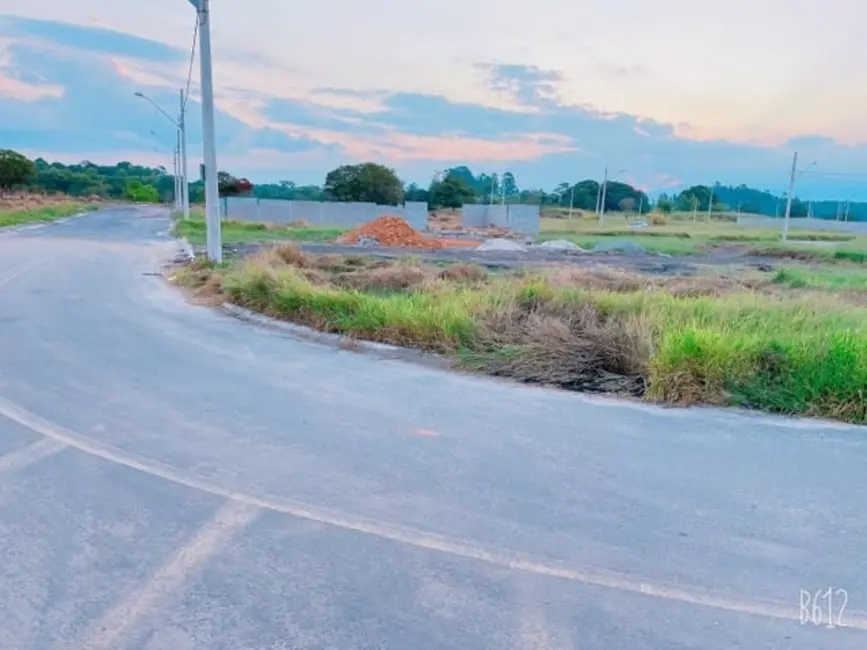 Foto 3 de Terreno / Lote à venda, 125m2 em Residencial e Comercial Portal dos Eucaliptos, Pindamonhangaba - SP