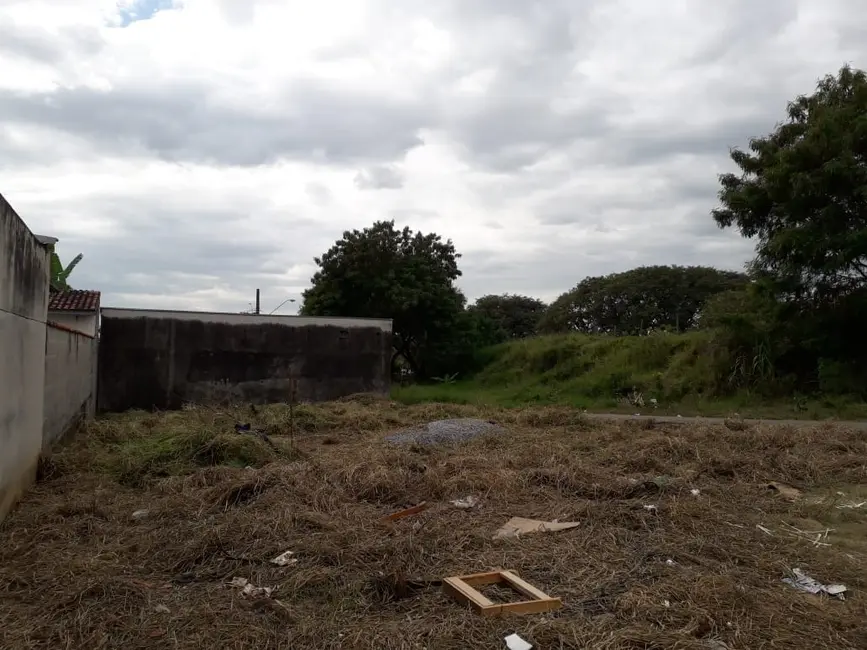 Foto 3 de Terreno / Lote à venda, 268m2 em Pindamonhangaba - SP