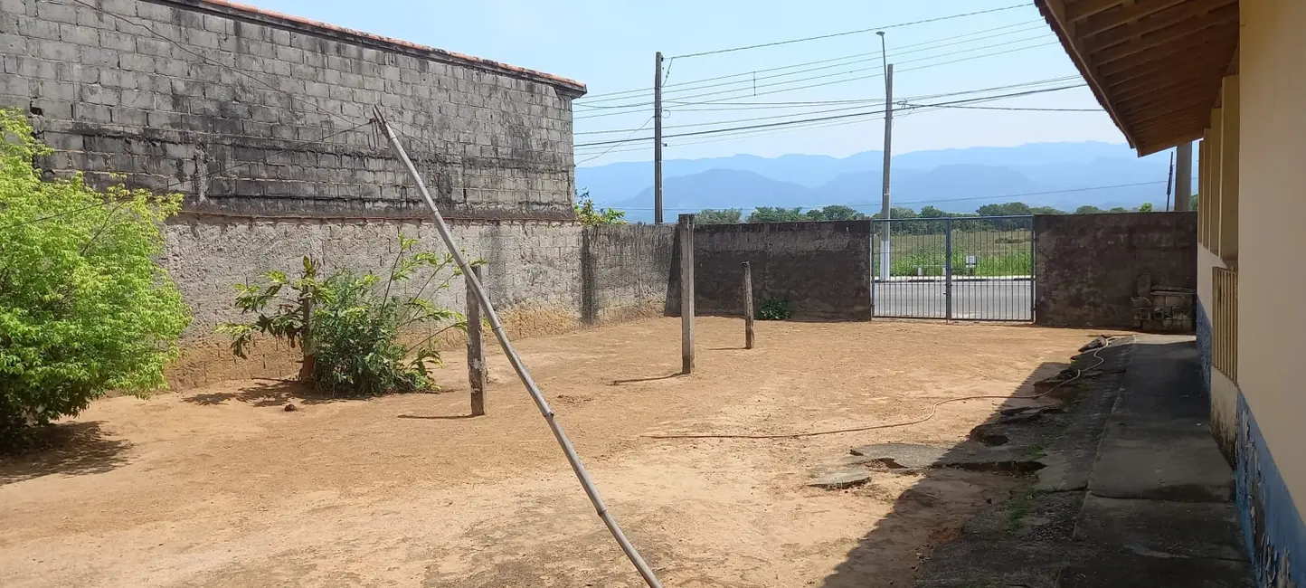 Foto 3 de Terreno / Lote à venda, 250m2 em Pindamonhangaba - SP