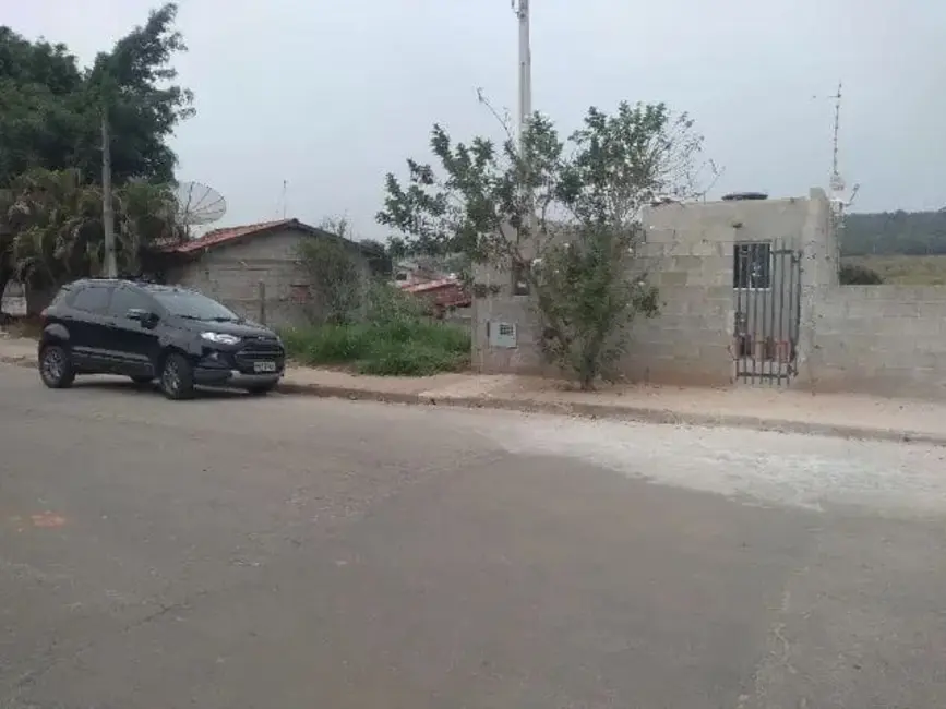 Foto 1 de Terreno / Lote à venda, 248m2 em Residencial Estoril, Taubate - SP