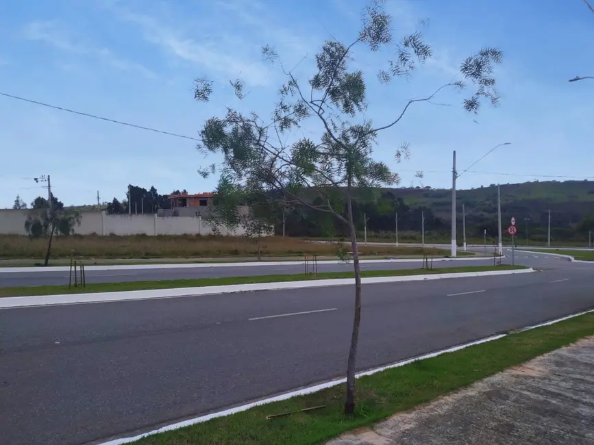 Foto 3 de Terreno / Lote à venda, 250m2 em Taubate - SP