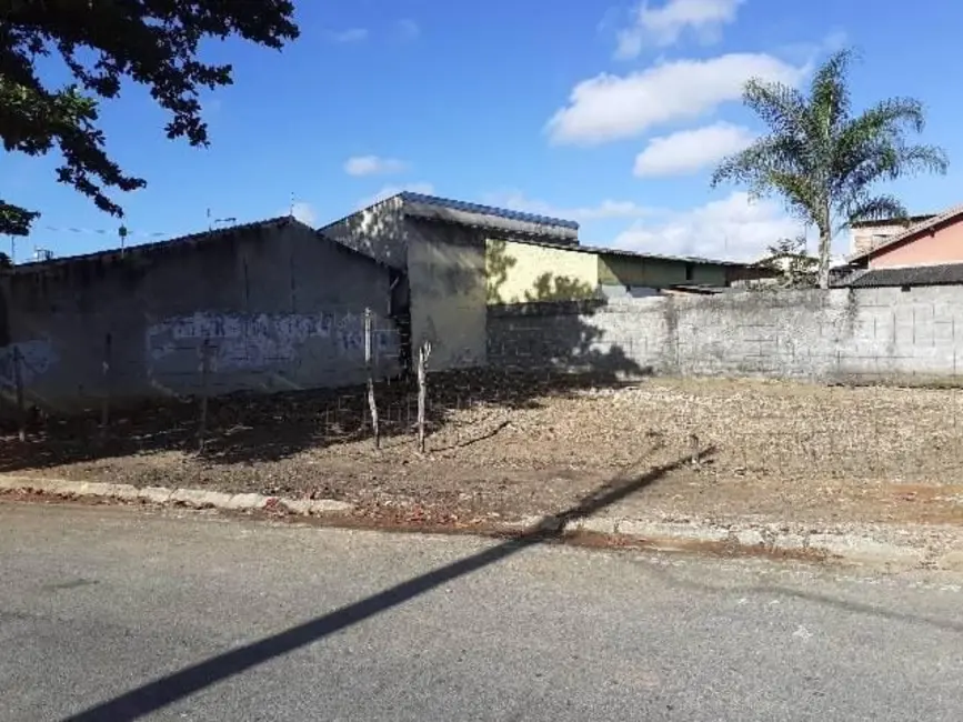 Foto 3 de Terreno / Lote à venda, 290m2 em Pindamonhangaba - SP