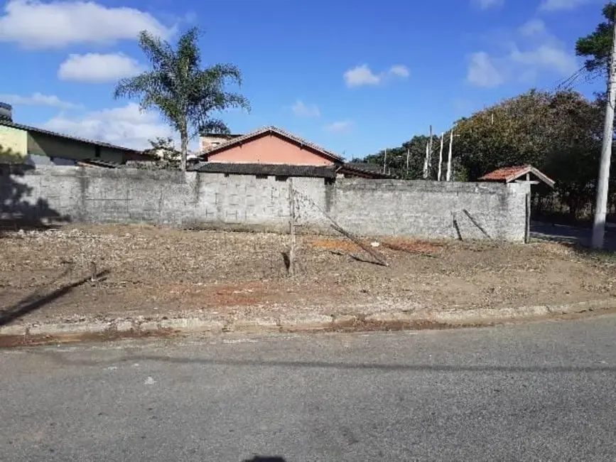 Foto 1 de Terreno / Lote à venda, 290m2 em Pindamonhangaba - SP