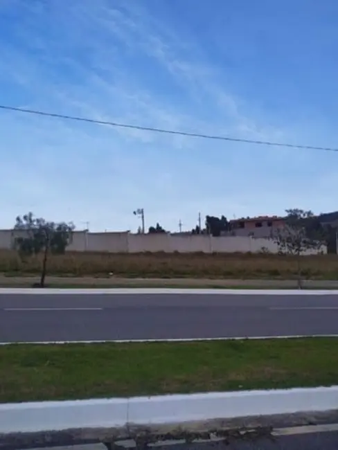 Foto 1 de Terreno / Lote à venda, 250m2 em Taubate - SP
