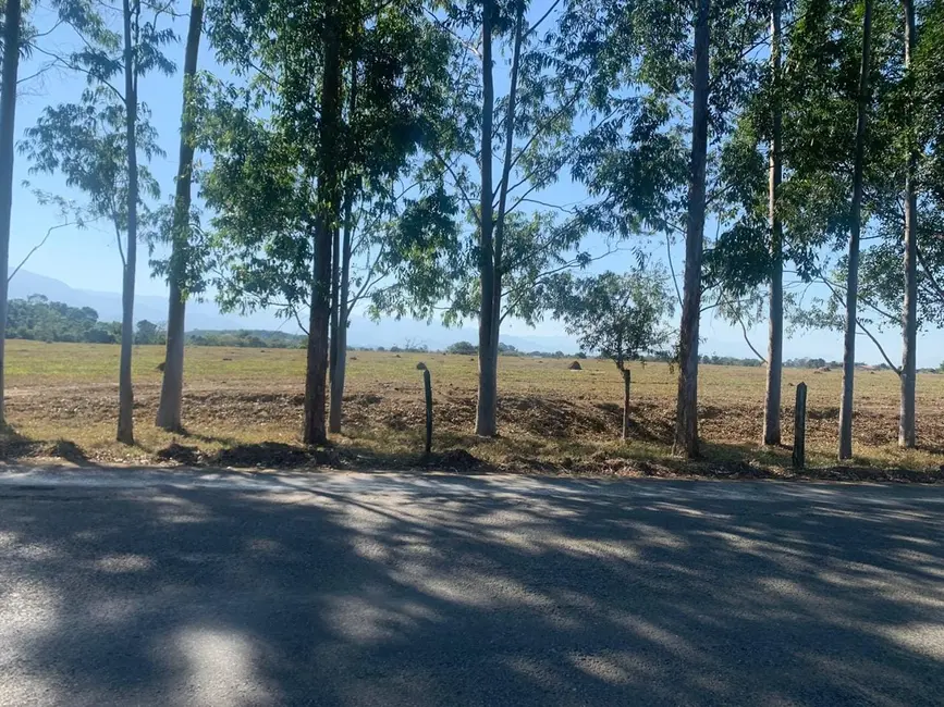 Foto 5 de Terreno / Lote à venda, 233m2 em Potim - SP