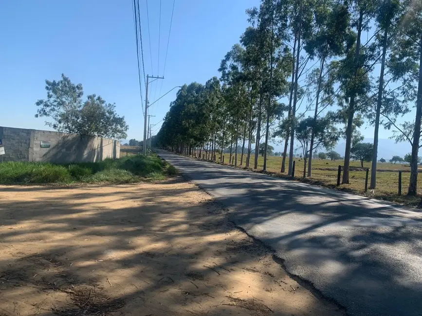 Foto 4 de Terreno / Lote à venda, 233m2 em Potim - SP