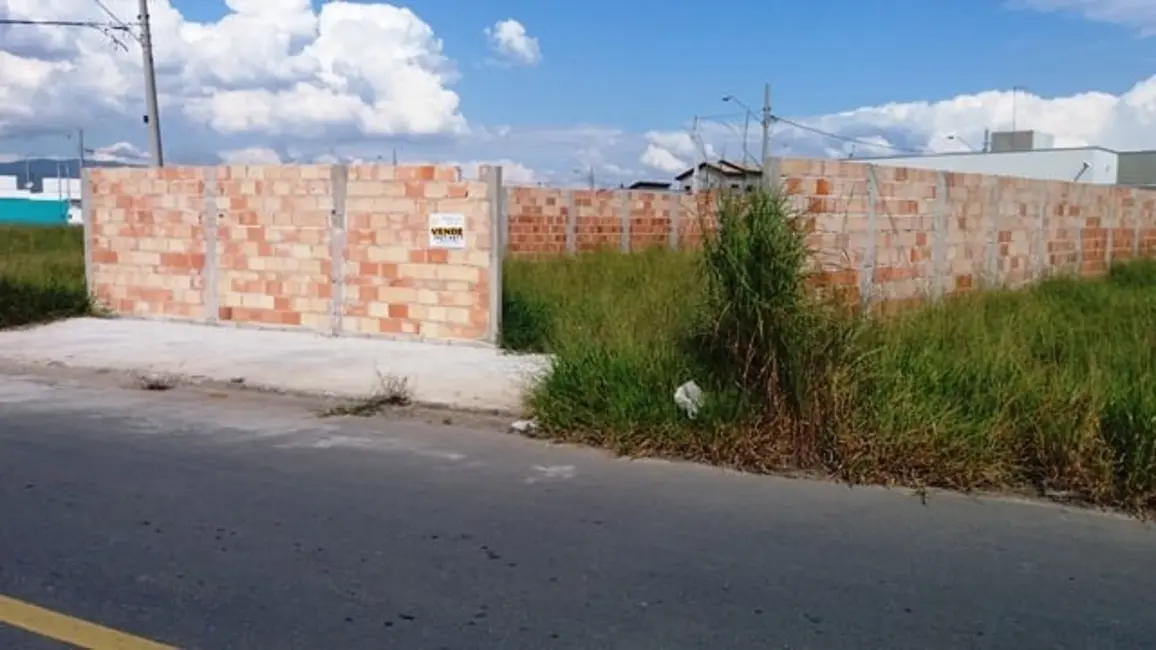 Foto 4 de Terreno / Lote à venda, 269m2 em Pindamonhangaba - SP