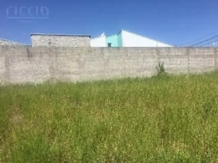 Foto 2 de Terreno / Lote à venda, 200m2 em Pindamonhangaba - SP