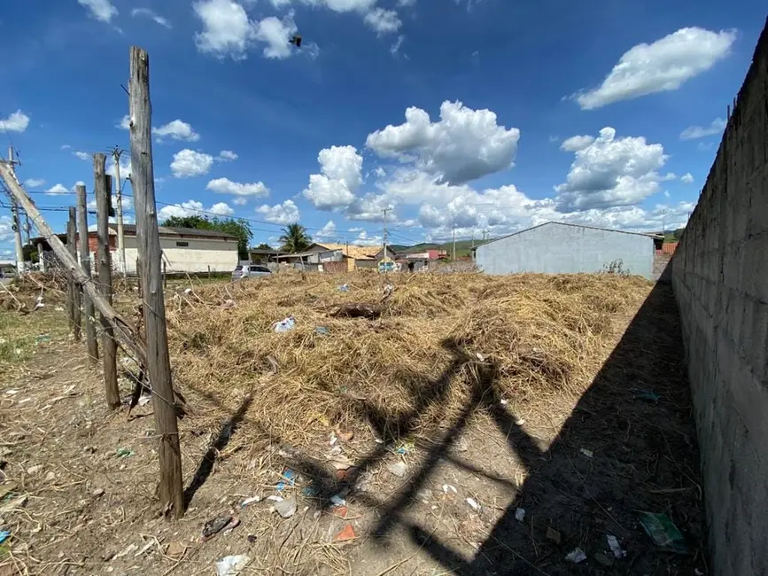 Foto 1 de Terreno / Lote à venda em Jardim Regina, Pindamonhangaba - SP