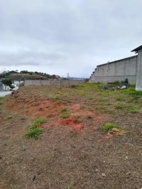 Foto 4 de Terreno / Lote à venda, 360m2 em Guaratingueta - SP