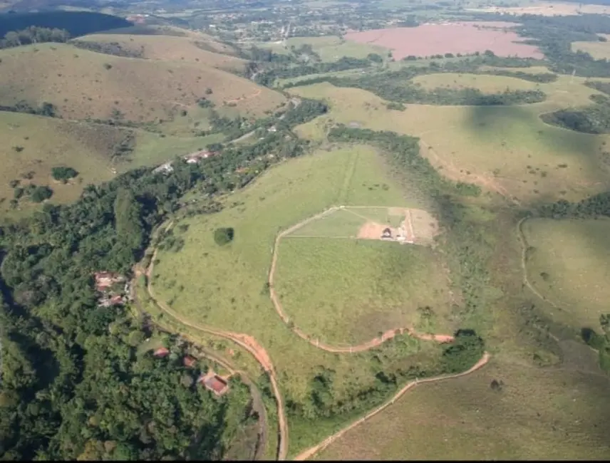 Foto 1 de Terreno / Lote à venda, 24000m2 em Piracuama, Pindamonhangaba - SP