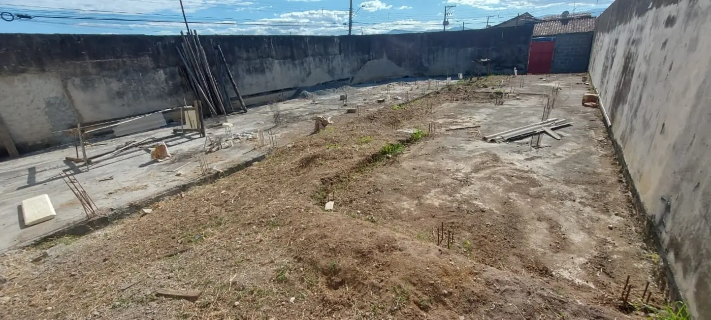 Foto 2 de Terreno / Lote à venda, 255m2 em Conjunto Residencial Araretama, Pindamonhangaba - SP