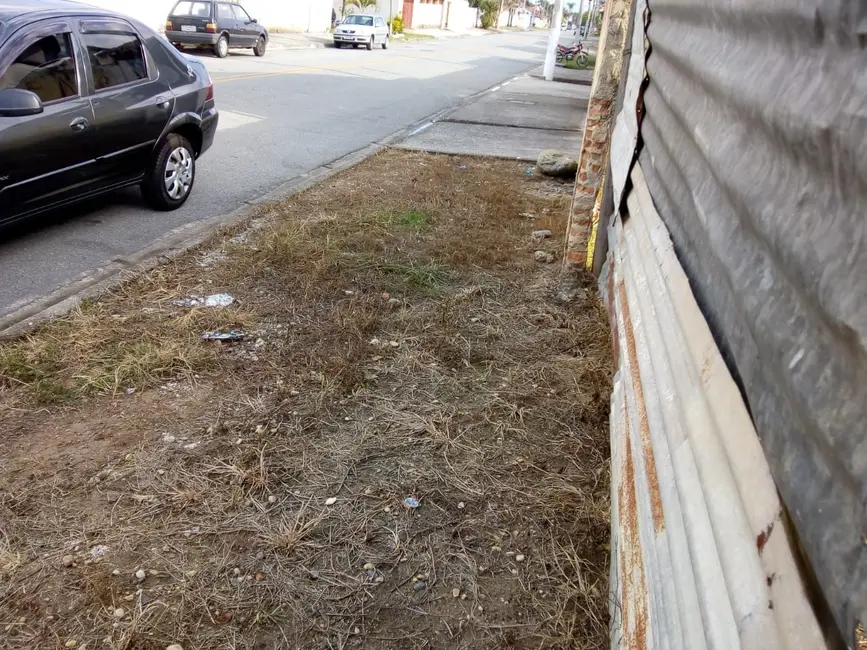 Foto 4 de Terreno / Lote à venda, 225m2 em Engenheiro Neiva, Guaratingueta - SP