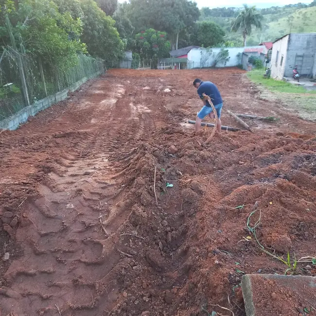 Foto 3 de Terreno / Lote à venda, 910m2 em Barreiro, Taubate - SP