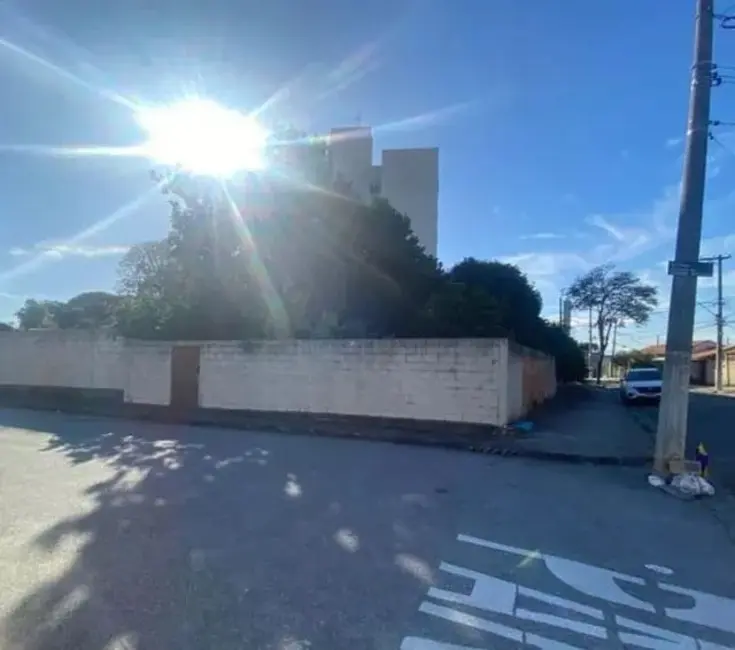 Foto 1 de Terreno / Lote à venda, 577m2 em Vila Aparecida, Taubate - SP