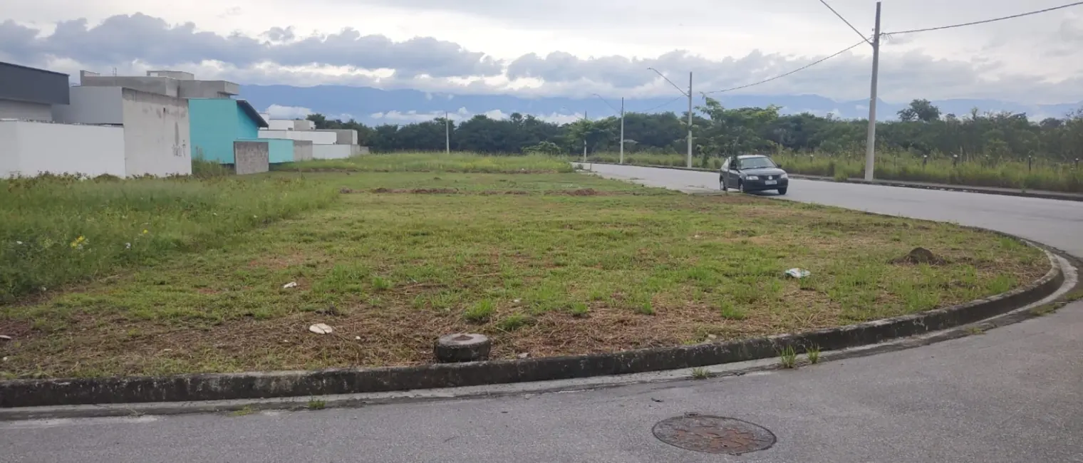 Foto 4 de Terreno / Lote à venda, 222m2 em Pindamonhangaba - SP