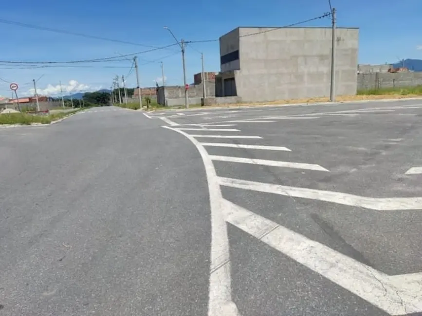 Foto 3 de Terreno / Lote à venda, 215m2 em Areão, Taubate - SP