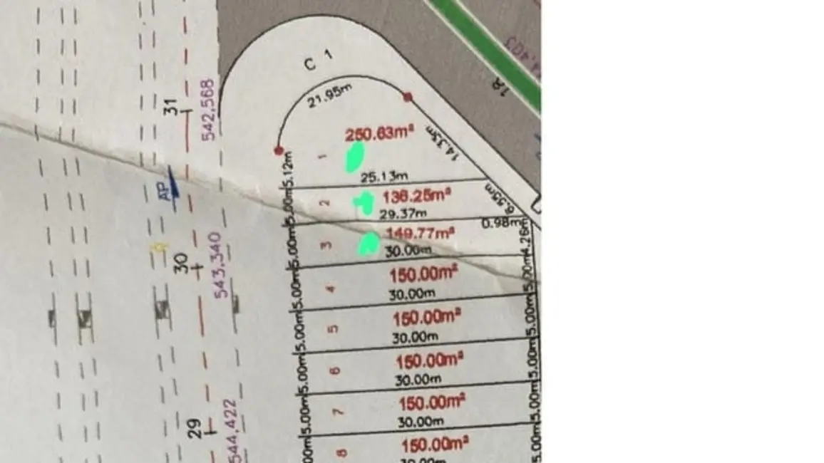 Foto 1 de Terreno / Lote à venda, 535m2 em Vila Areao, Taubate - SP