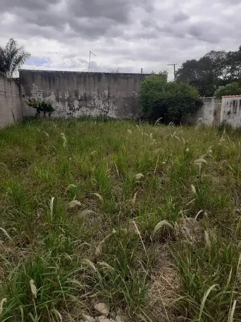 Foto 3 de Terreno / Lote à venda, 314m2 em Parque São Domingos, Pindamonhangaba - SP