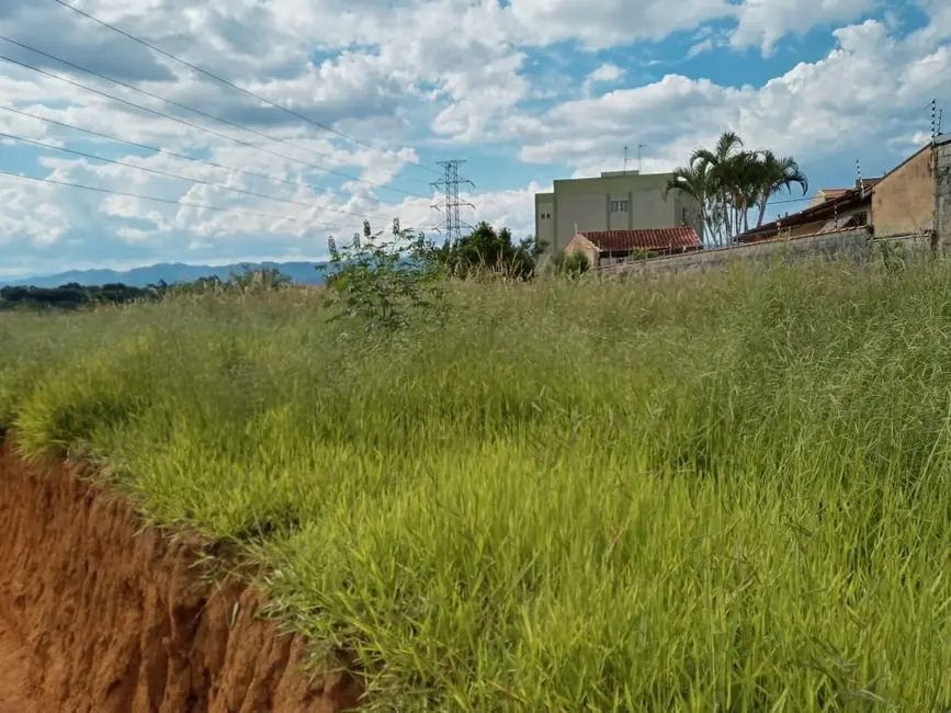 Foto 1 de Terreno / Lote à venda, 2938m2 em Esplanada Independência, Taubate - SP