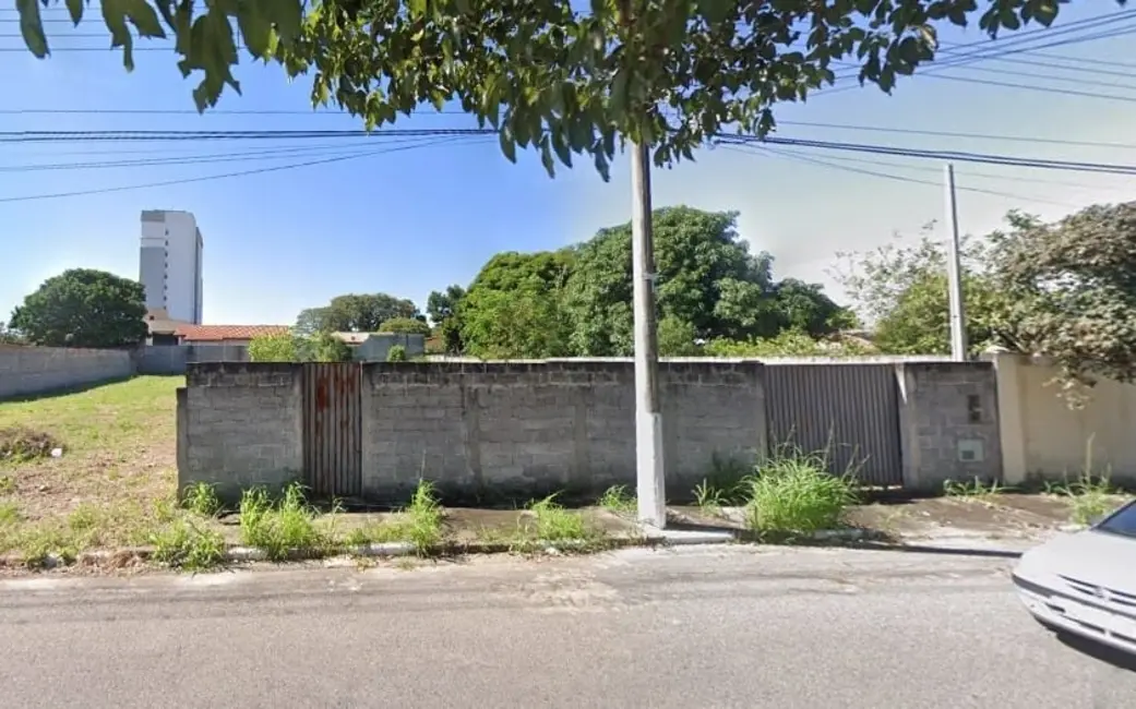 Foto 1 de Terreno / Lote à venda, 720m2 em Jardim Residencial Doutor Lessa, Pindamonhangaba - SP