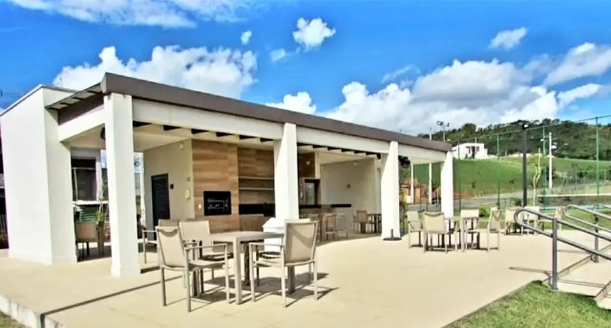 Foto 3 de Lote de Condomínio à venda, 307m2 em Jardim Marlene Miranda, Taubate - SP