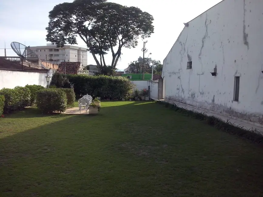 Foto 2 de Terreno / Lote com 4 quartos à venda, 270m2 em Centro, Pindamonhangaba - SP