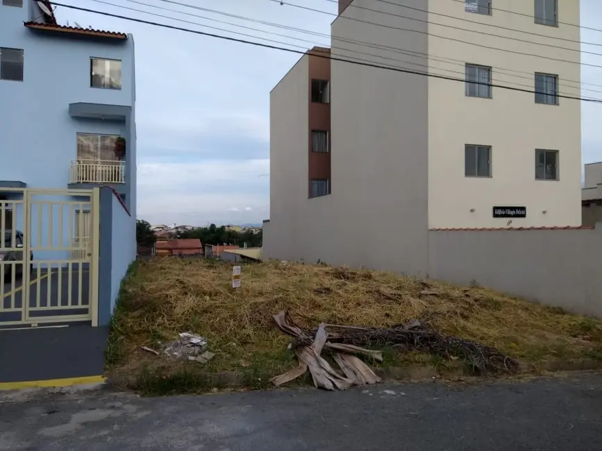 Foto 4 de Terreno / Lote à venda, 300m2 em Pindamonhangaba - SP