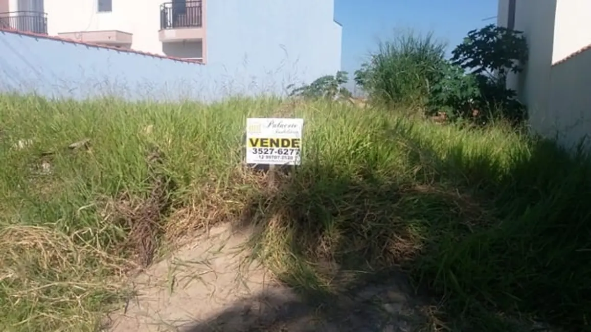 Foto 1 de Terreno / Lote à venda, 300m2 em Pindamonhangaba - SP