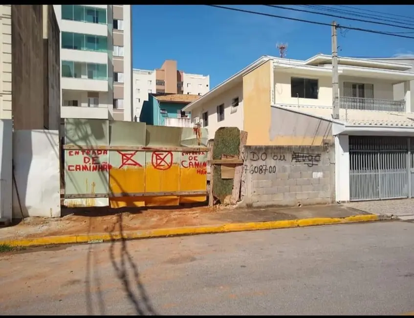 Foto 2 de Terreno / Lote à venda, 260m2 em Barranco, Taubate - SP