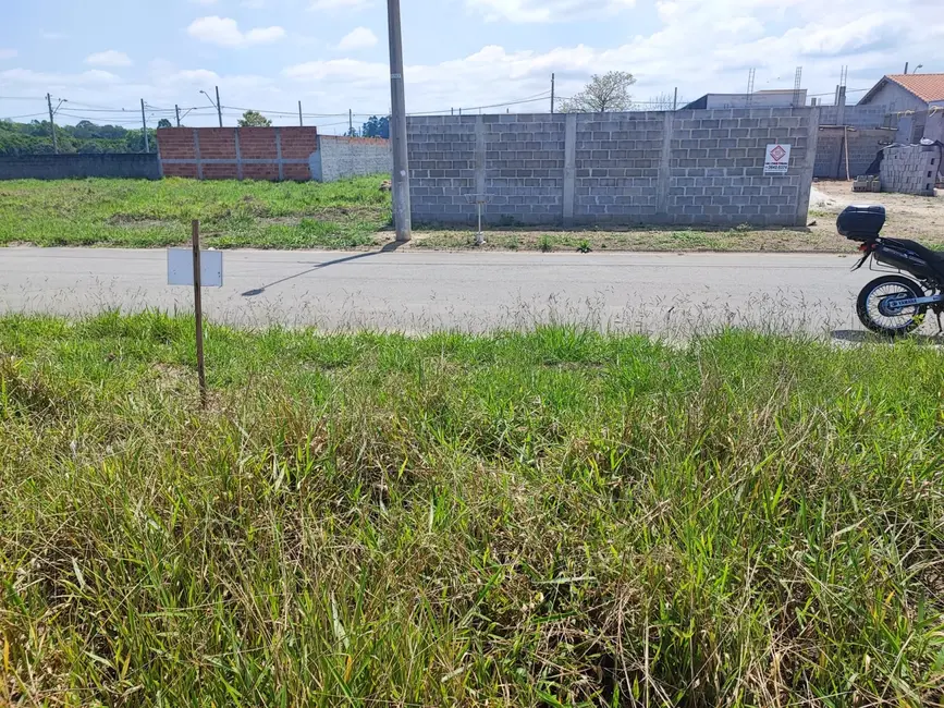 Foto 4 de Terreno / Lote à venda, 200m2 em Pindamonhangaba - SP