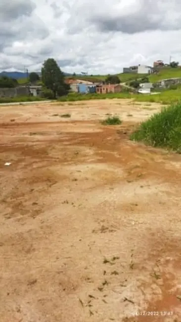 Foto 2 de Terreno / Lote à venda, 250m2 em Tremembe - SP