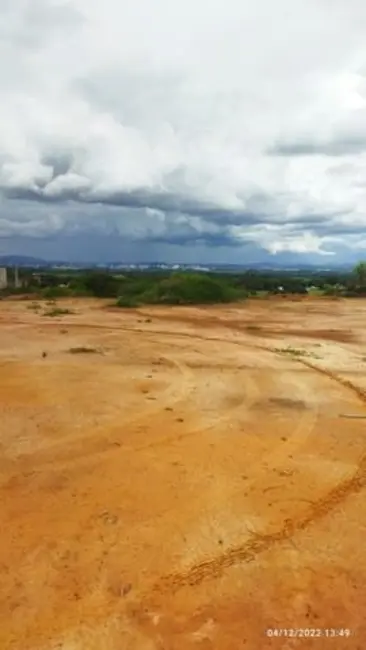 Foto 5 de Terreno / Lote à venda, 250m2 em Tremembe - SP