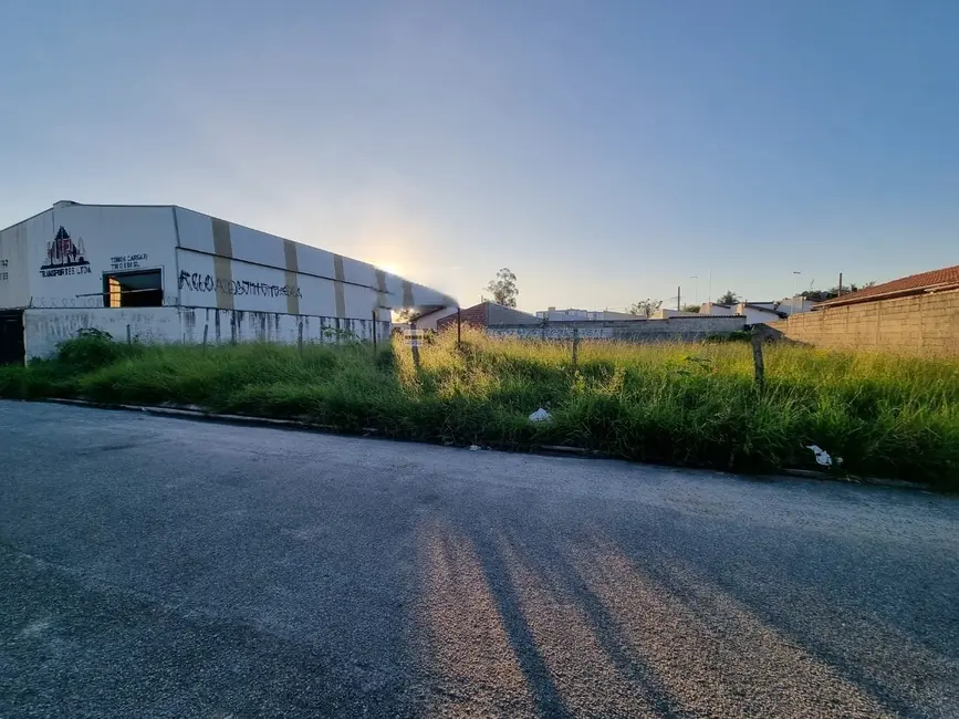 Foto 2 de Terreno / Lote à venda, 750m2 em Residencial Comercial Cidade Vista Alegre, Pindamonhangaba - SP