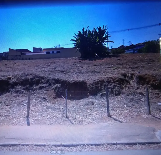 Foto 1 de Terreno / Lote à venda, 320m2 em Jardim Bela Vista, Taubate - SP