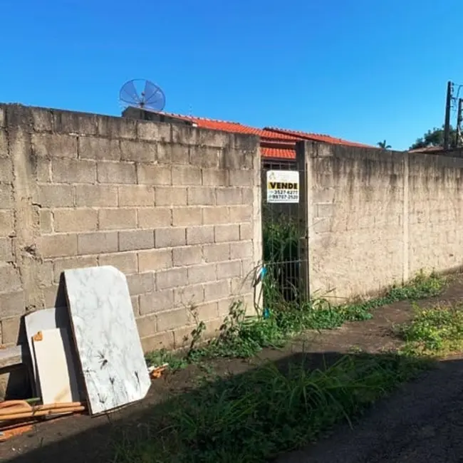 Foto 3 de Terreno / Lote à venda, 300m2 em Pindamonhangaba - SP