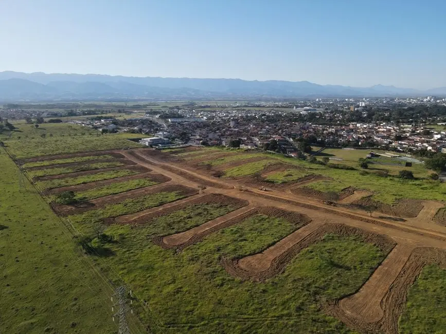 Foto 4 de Lote de Condomínio à venda, 176m2 em Pindamonhangaba - SP