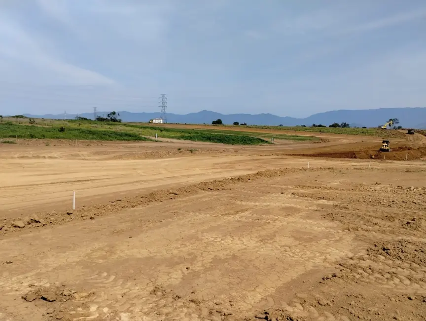 Foto 2 de Lote de Condomínio à venda, 176m2 em Pindamonhangaba - SP
