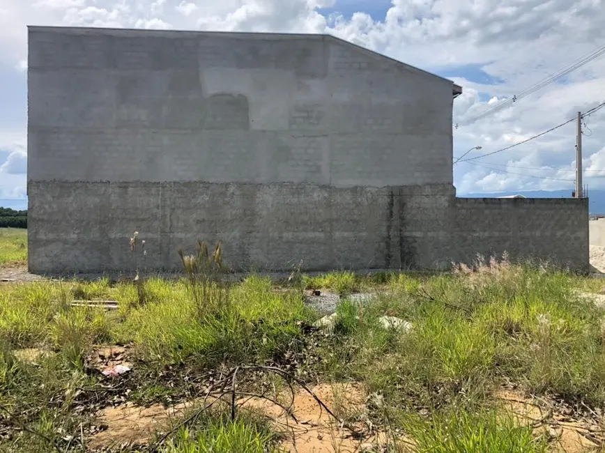 Foto 4 de Terreno / Lote à venda, 240m2 em Loteamento Residencial e Comercial Araguaia, Pindamonhangaba - SP