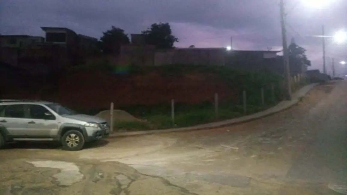 Foto 3 de Terreno / Lote à venda, 390m2 em Jardim Marlene Miranda, Taubate - SP