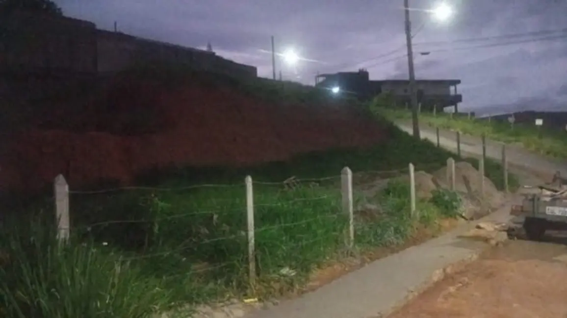 Foto 1 de Terreno / Lote à venda, 390m2 em Jardim Marlene Miranda, Taubate - SP