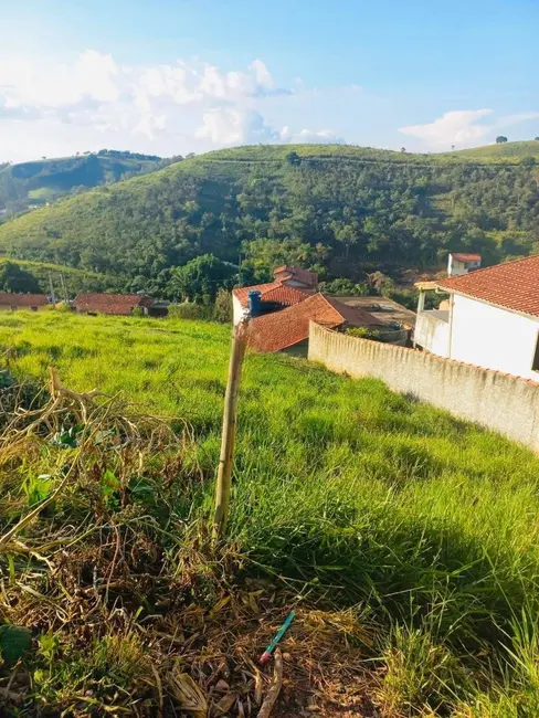 Foto 1 de Terreno / Lote à venda, 370m2 em Centro, Cunha - SP