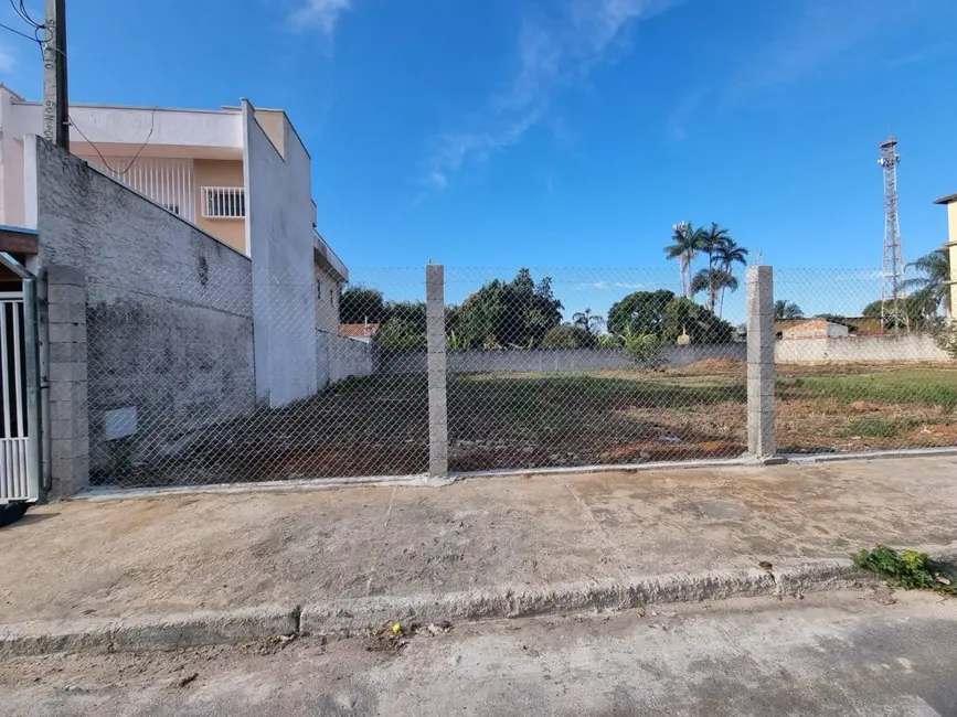 Foto 4 de Terreno / Lote à venda, 270m2 em Santana, Pindamonhangaba - SP